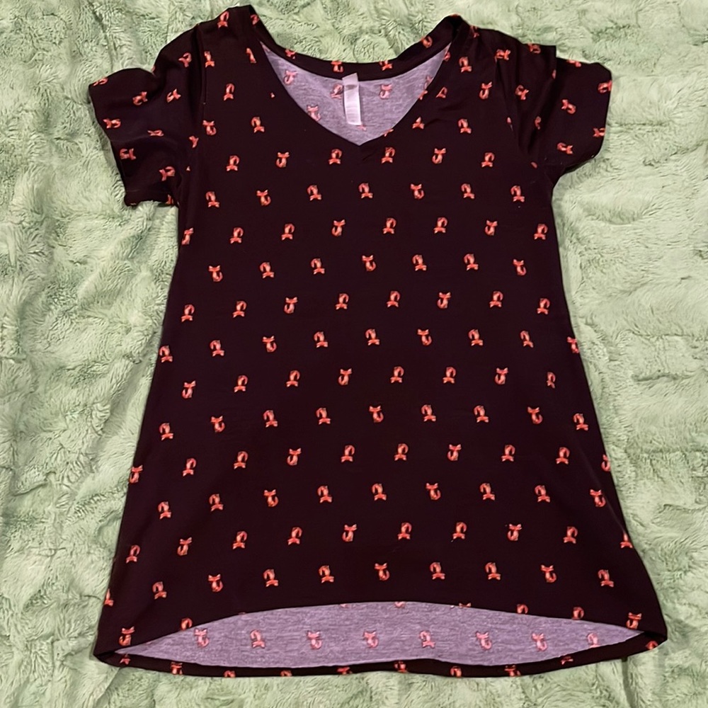 Fox V neck tee